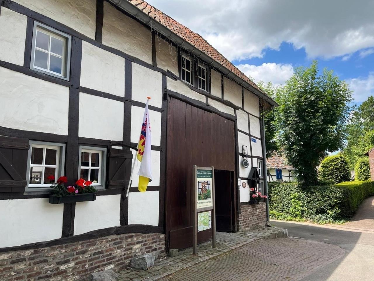 Vakantiewoningen 'Hoeve De Witte Olifant' Noorbeek Exterior foto
